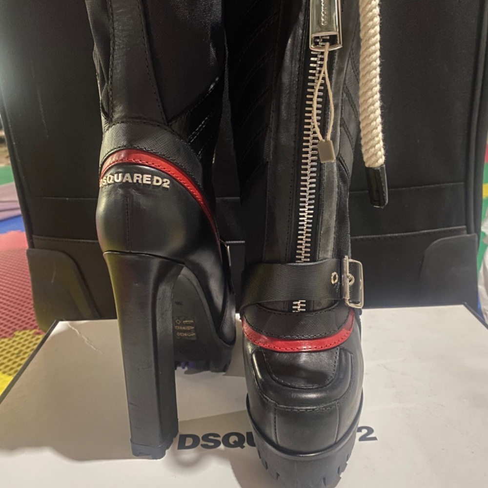 Dsquared Ankle Boots - Picture 3 of 11